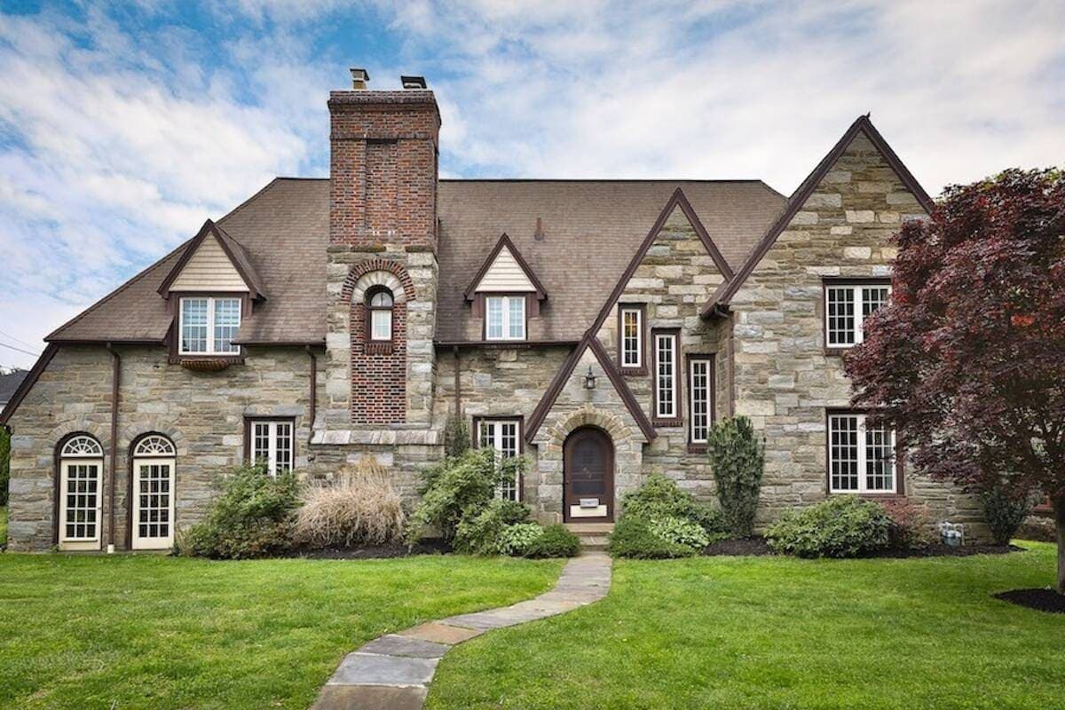 Schedule Drexel Hill showings with Nicholas Davis, your Philadelphia realtor.