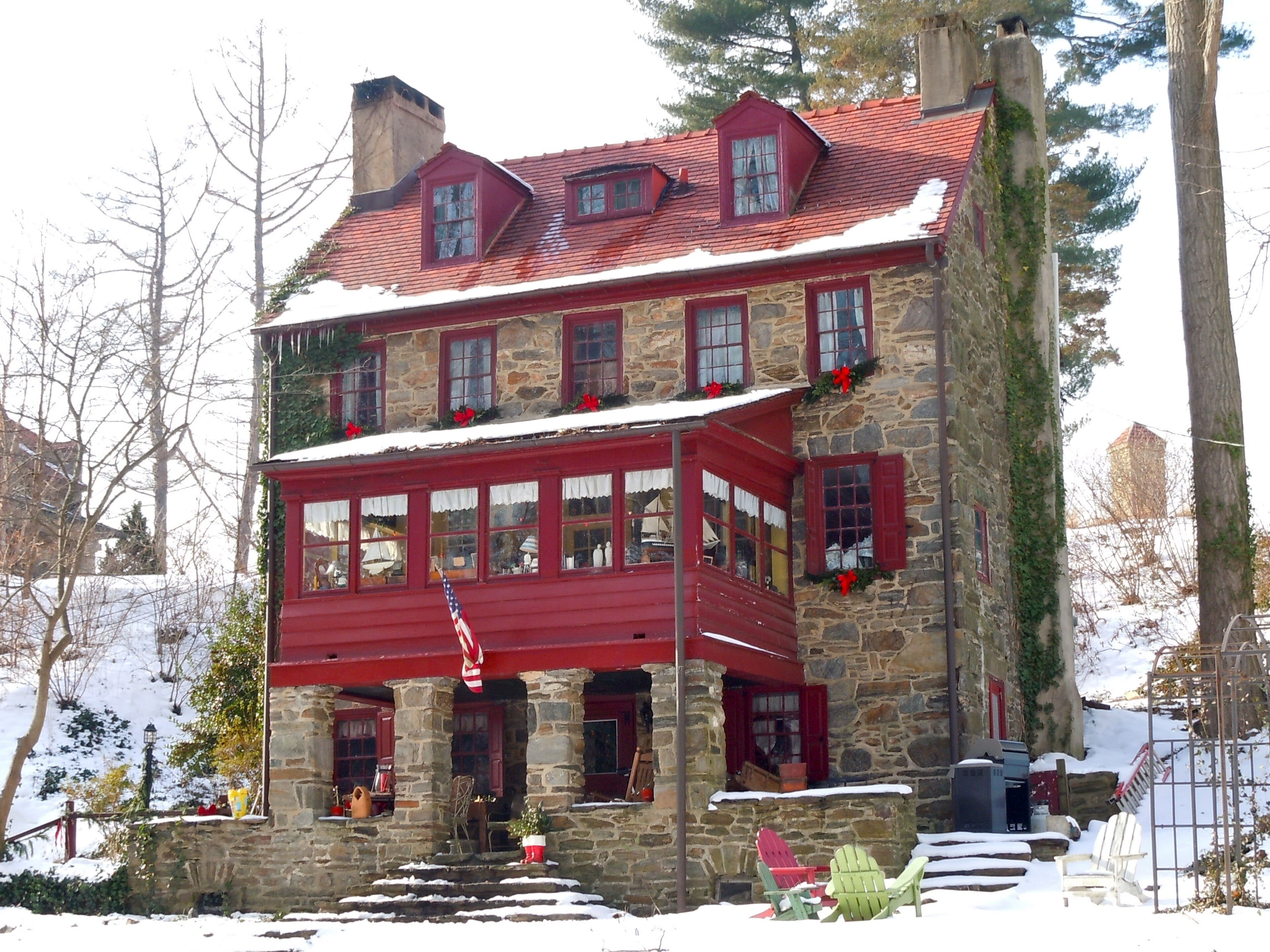 Schedule Rose Valley showings with Nicholas Davis, your Philadelphia realtor.