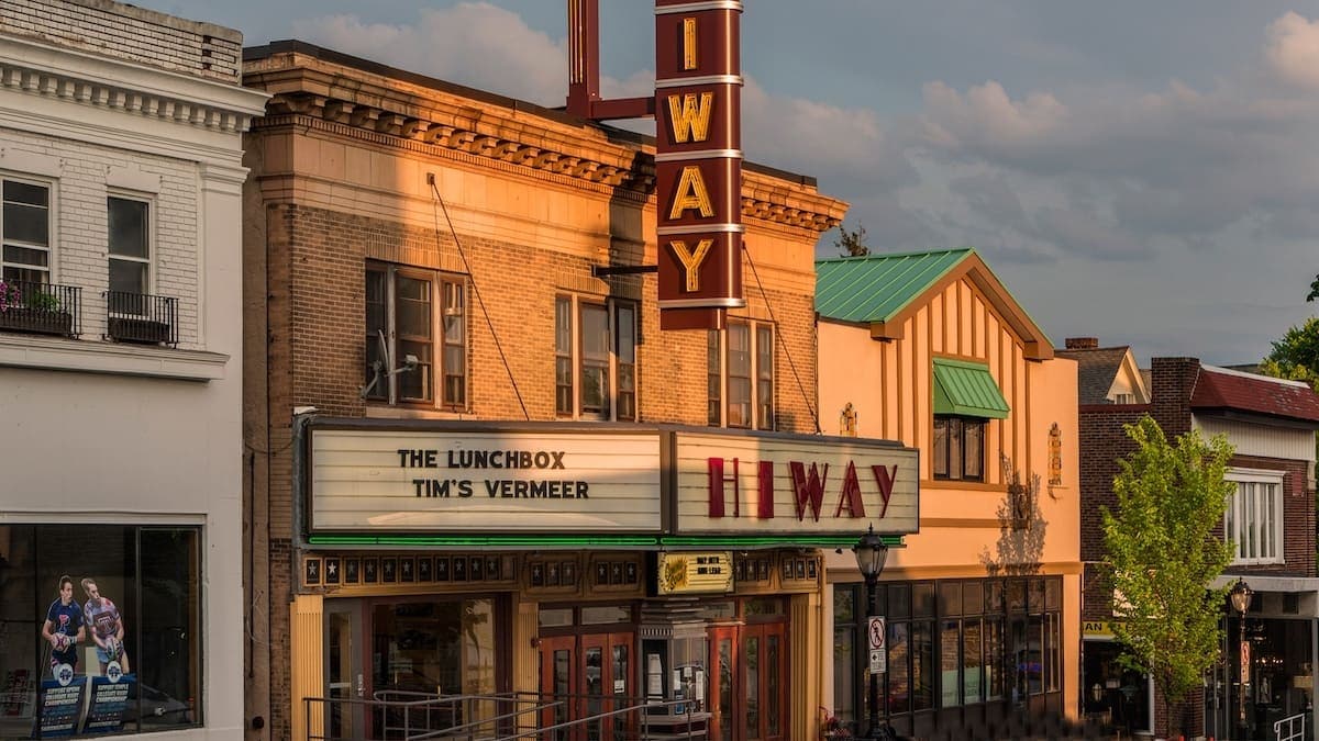 Schedule Jenkintown showings with Nicholas Davis, your Philadelphia realtor.