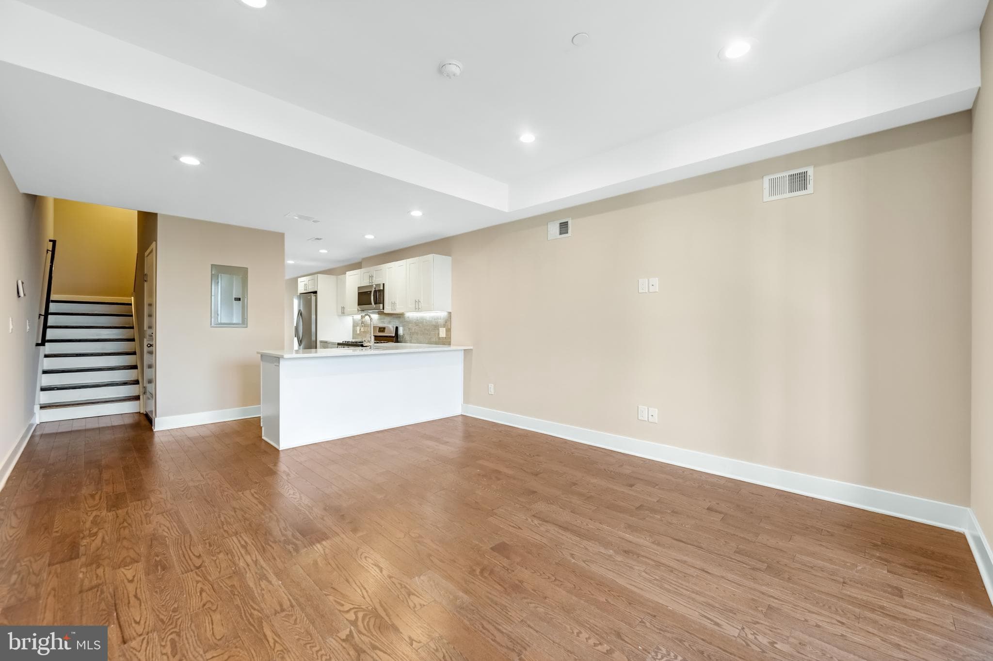 1223 North 25th Street, Philadelphia, PA 19121 photo 3
