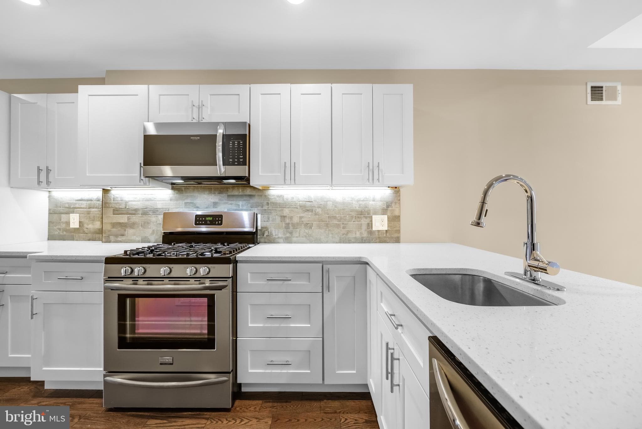 1223 North 25th Street, Philadelphia, PA 19121 photo 6