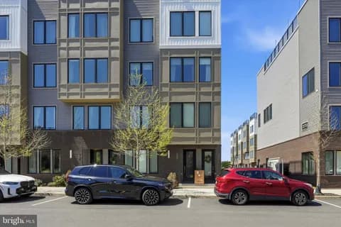 2160 Northbank Place, Unit 166, Philadelphia, PA 19125