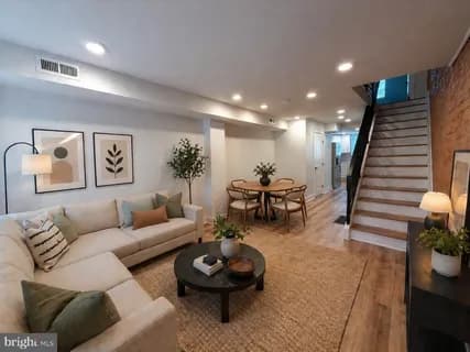 609 Mountain Street, Philadelphia, PA 19148