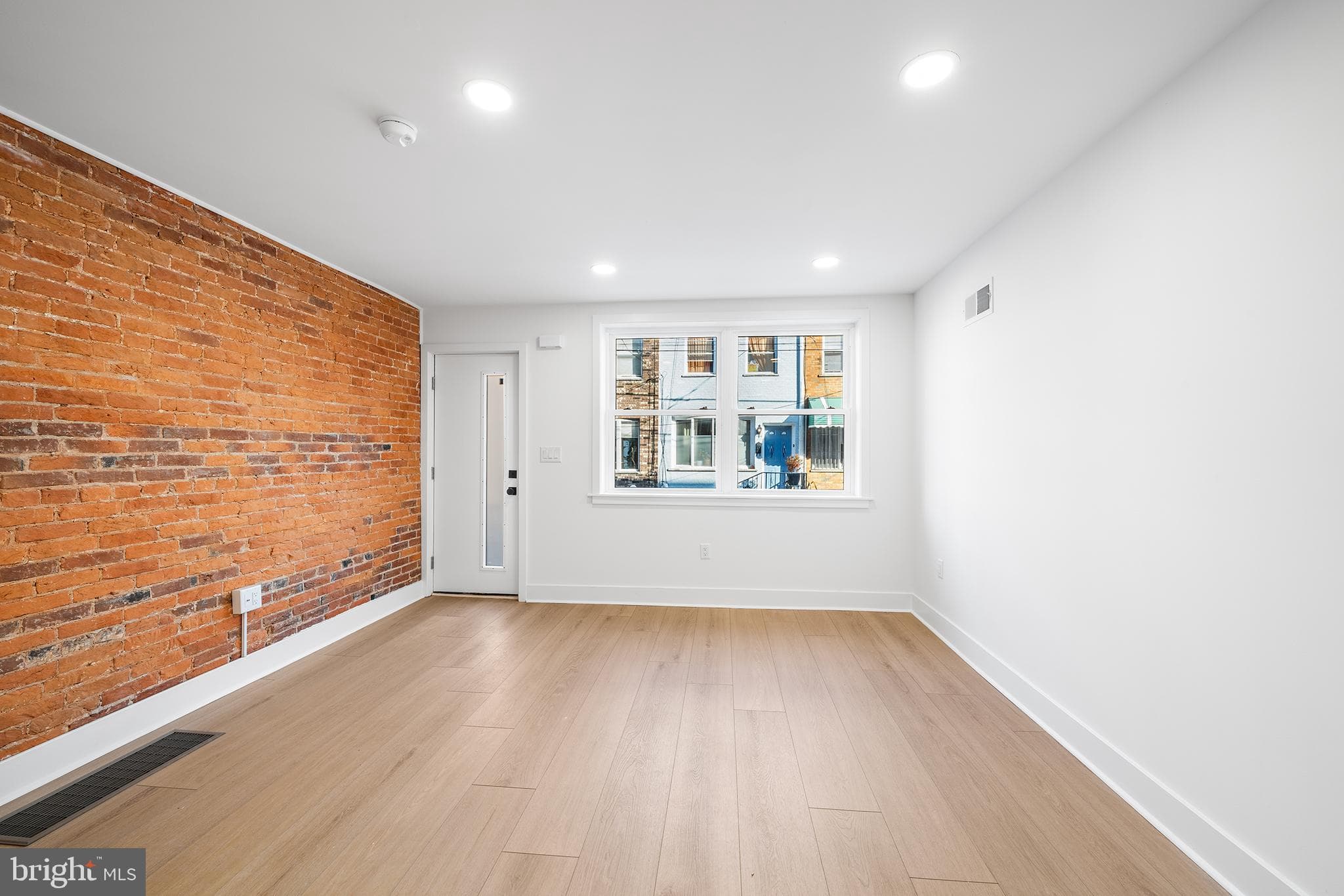 714 Earp Street, Philadelphia, PA 19147 photo 4
