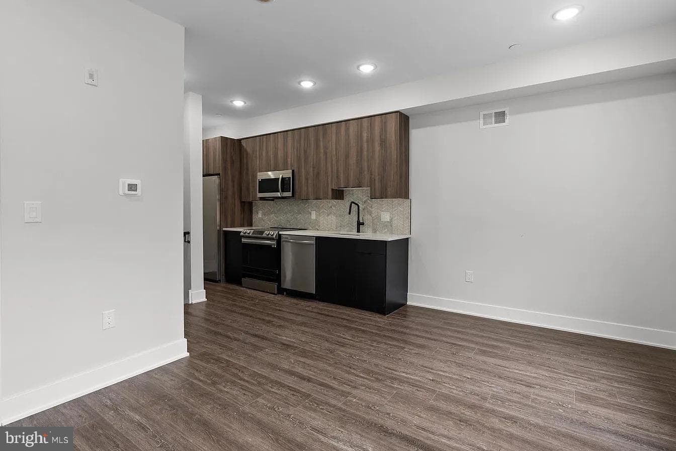 2146 North Front Street, Unit 1, Philadelphia, PA 19122 photo 2
