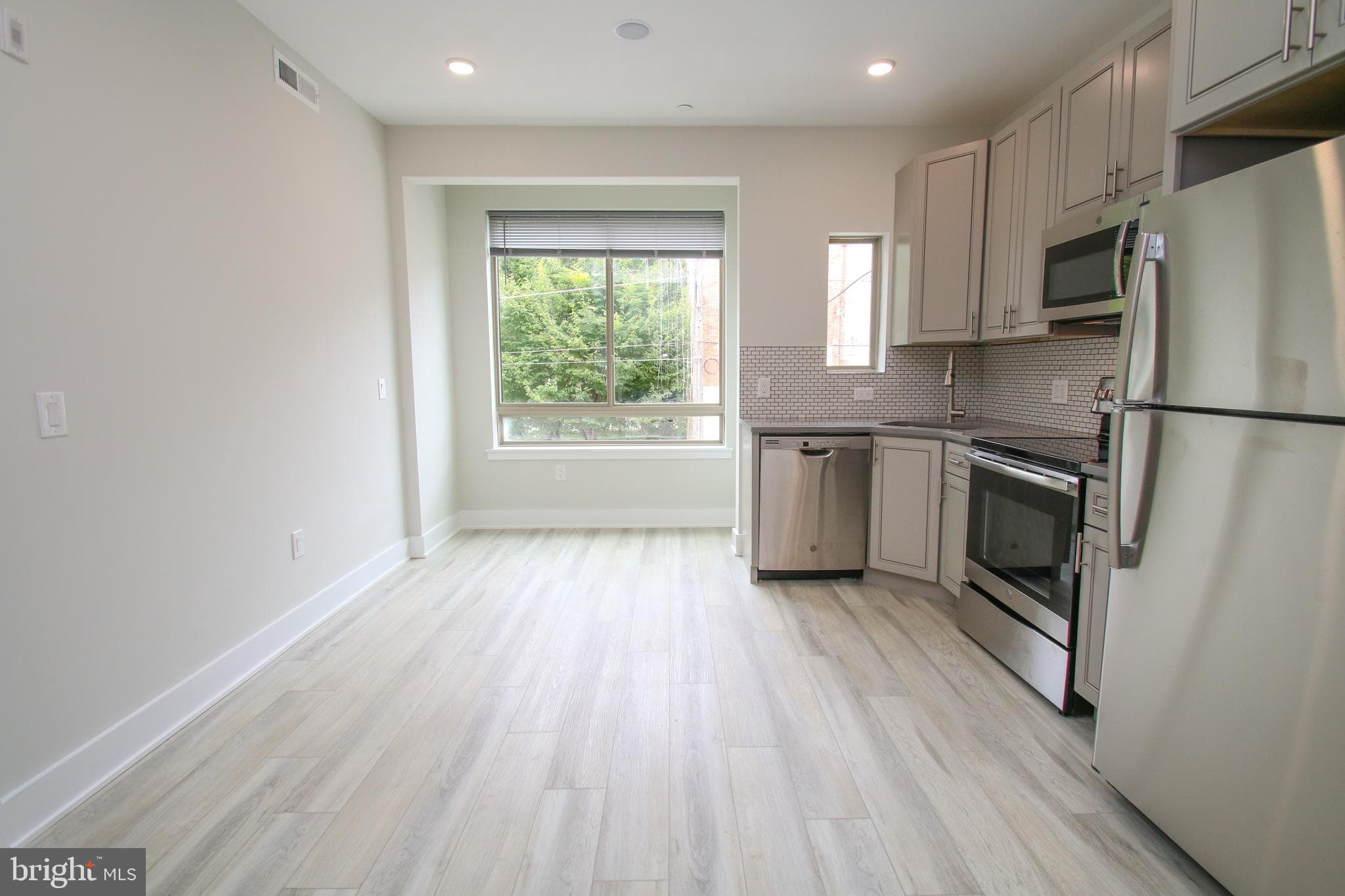 3718 Haverford Avenue, Unit 2F, Philadelphia, PA, 19104